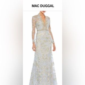 Beautiful MAC DUGGAL Dress Worn once for a few hours. In great condition.